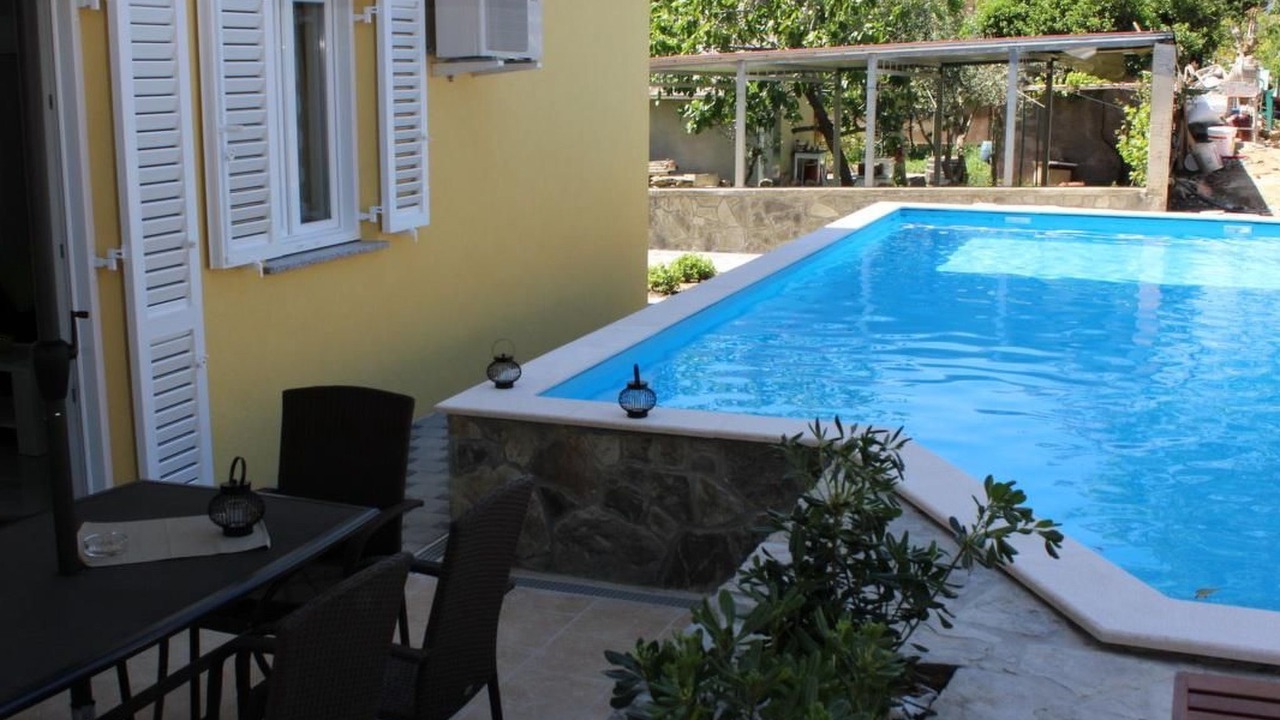 Photo of Outdoor in Baska