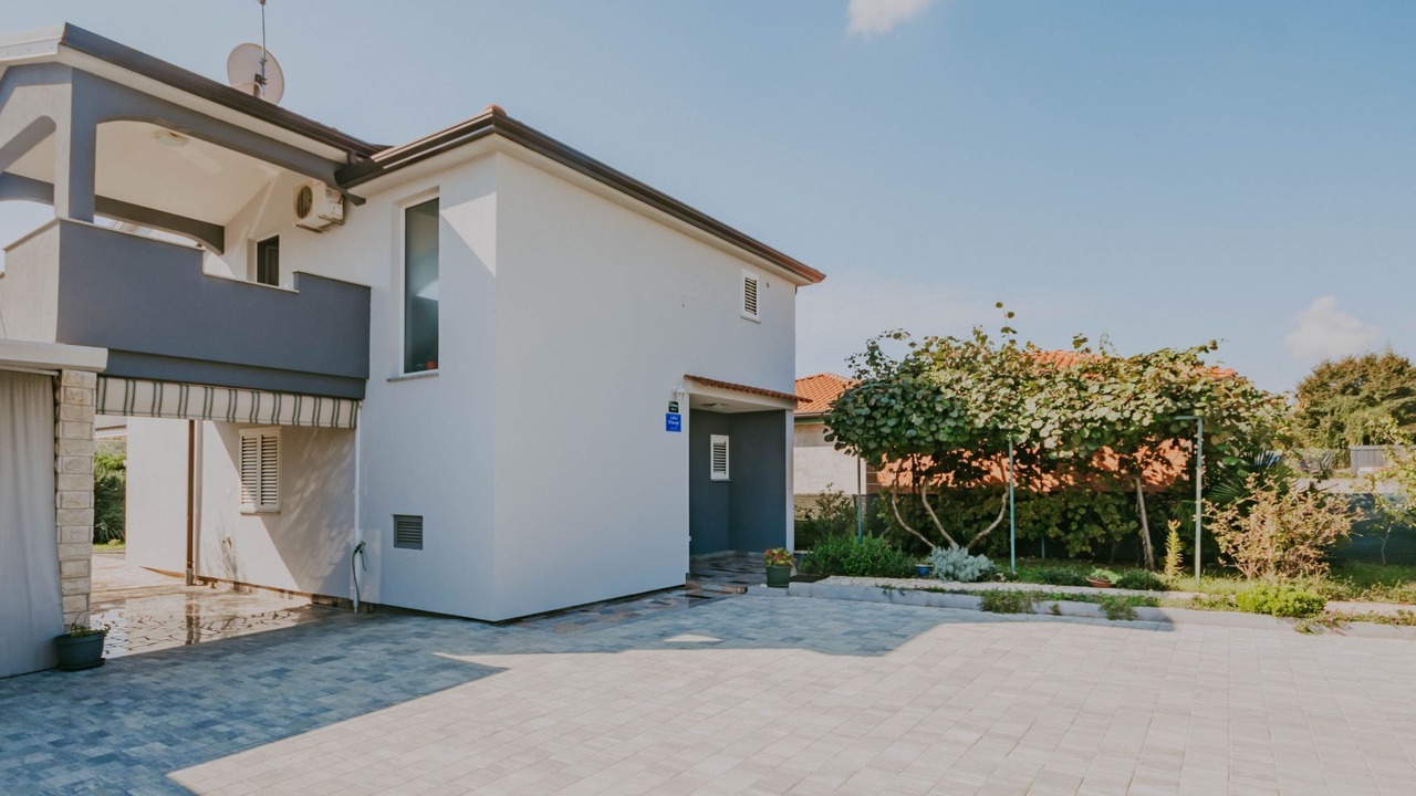 Photo of Outdoor in Kastel