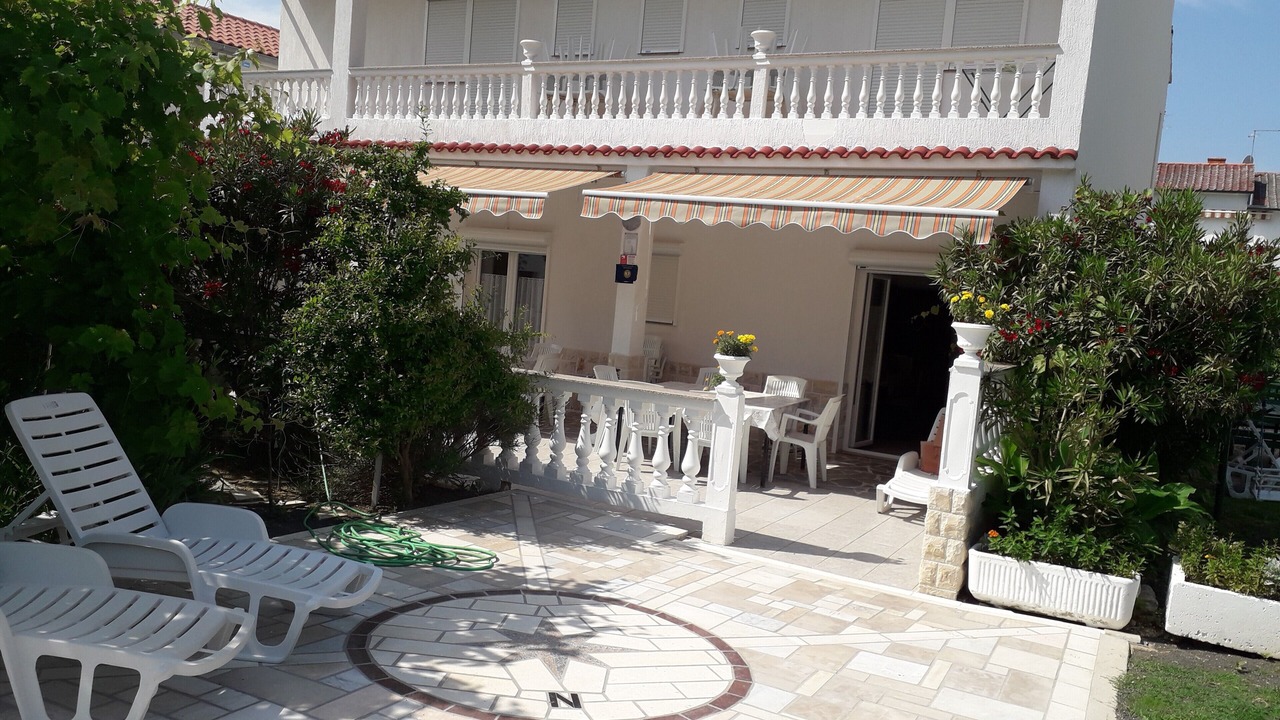 Photo of Patio Balcony in Banjol