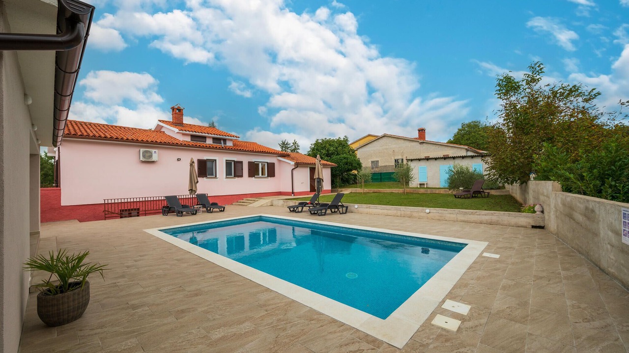 Photo of Outdoor in Becici
