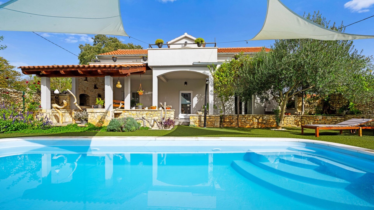 Photo of Outdoor in Promina