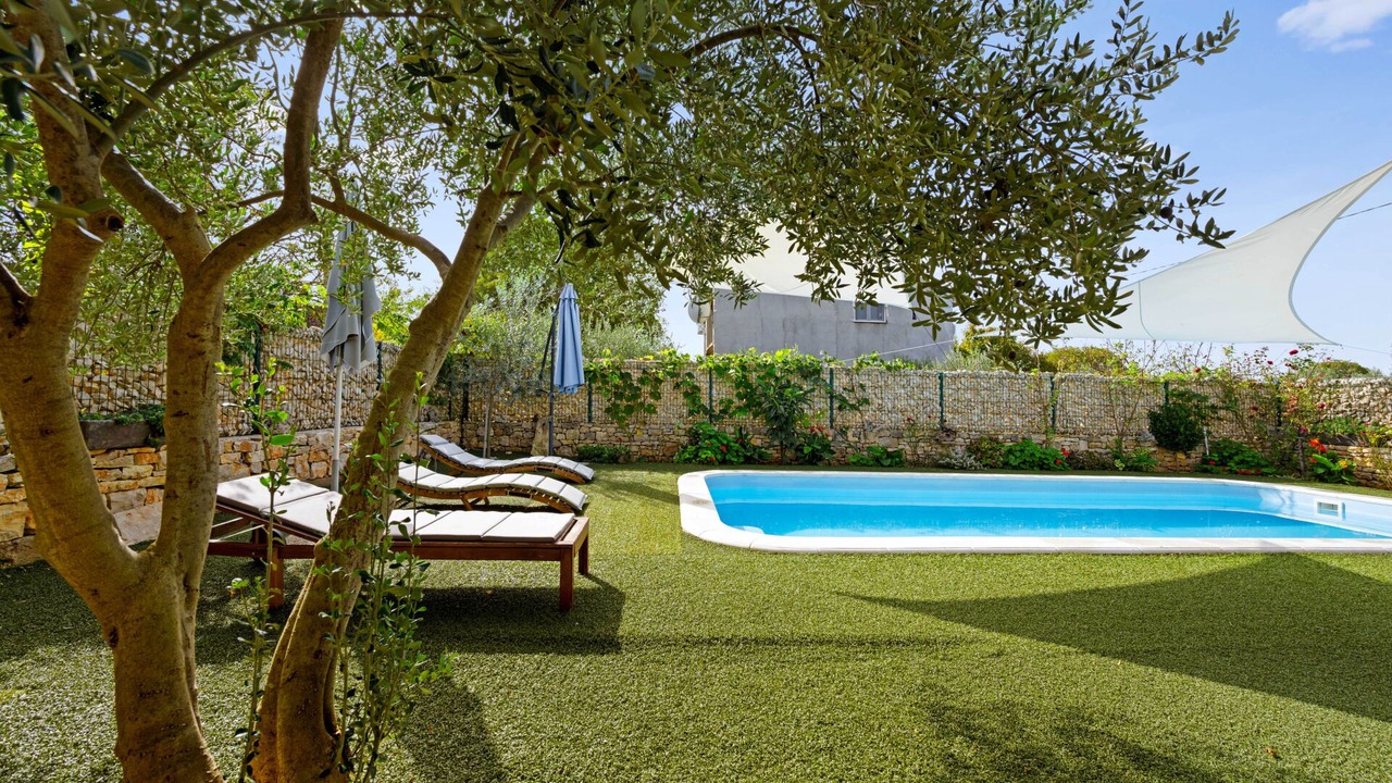 Photo of Outdoor in Promina