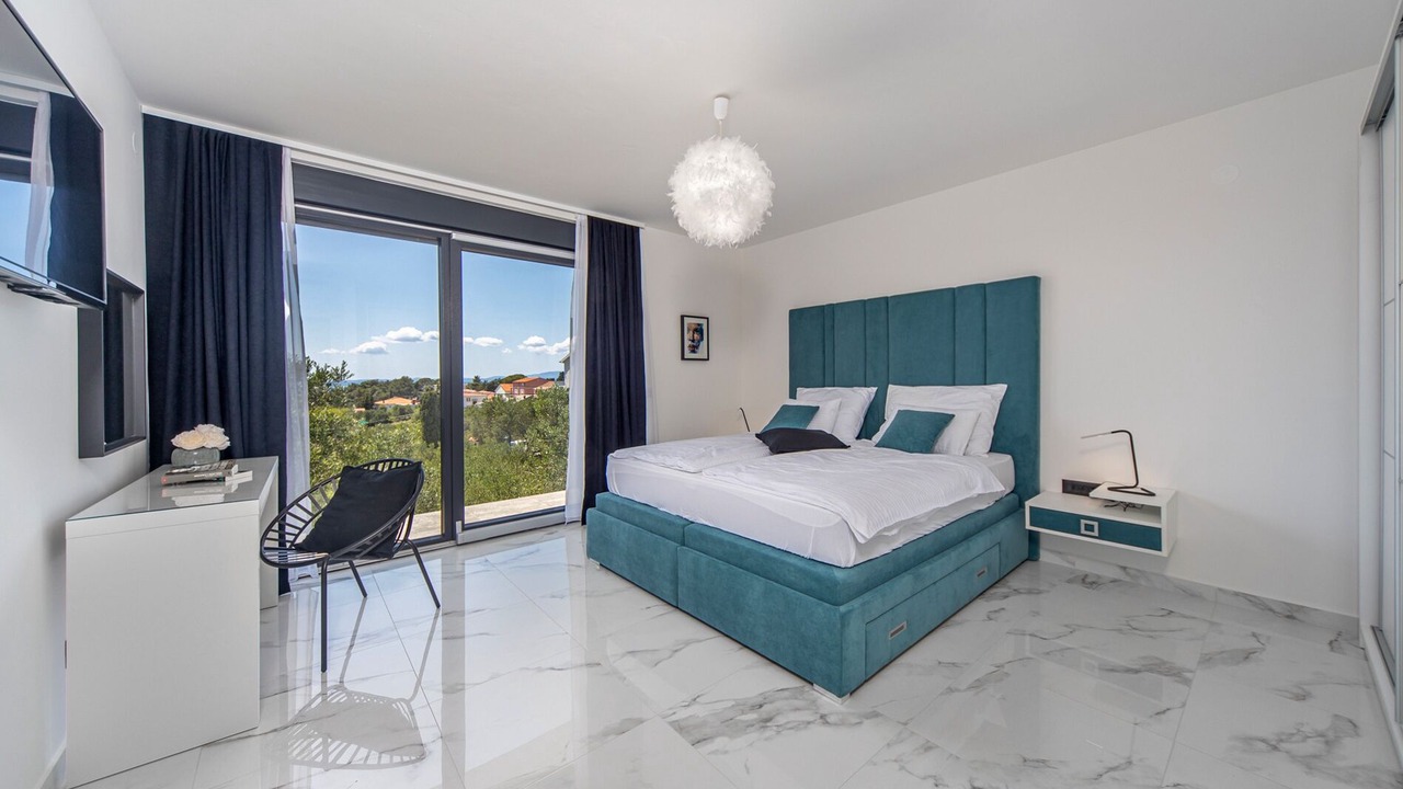 Photo of Bedroom in Banjol