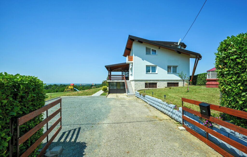 Photo of Outdoor in Popovaca