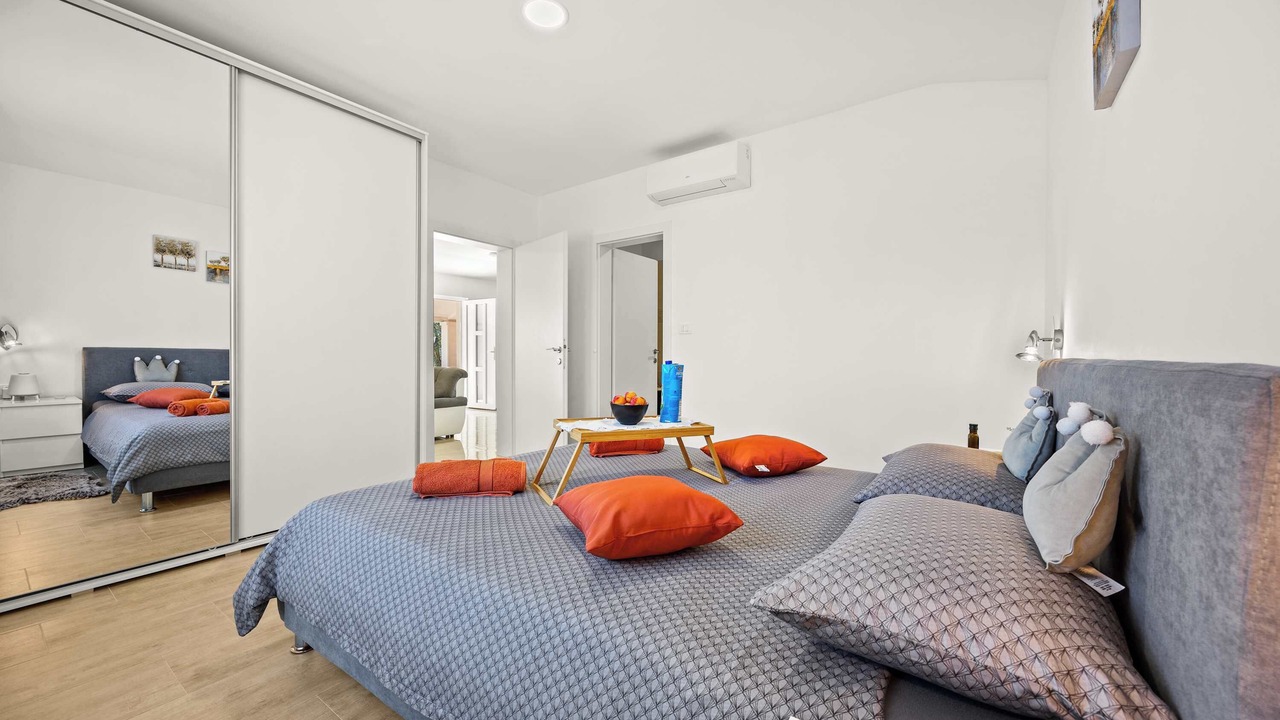 Photo of Bedroom in Orihi