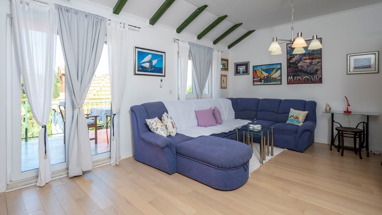 Photo of Livingroom in Trpanj