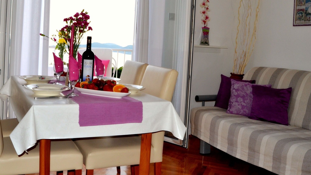 Photo of Livingroom in Brsecine