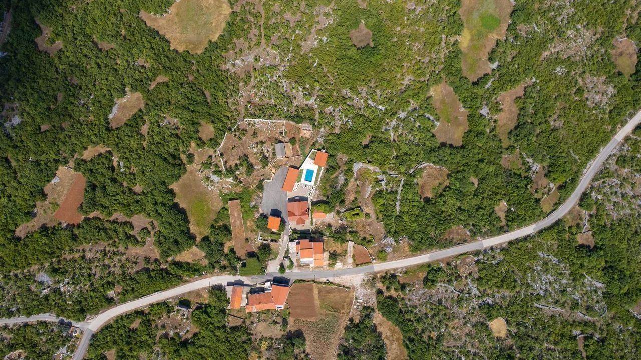 Photo of Outdoor in Trn