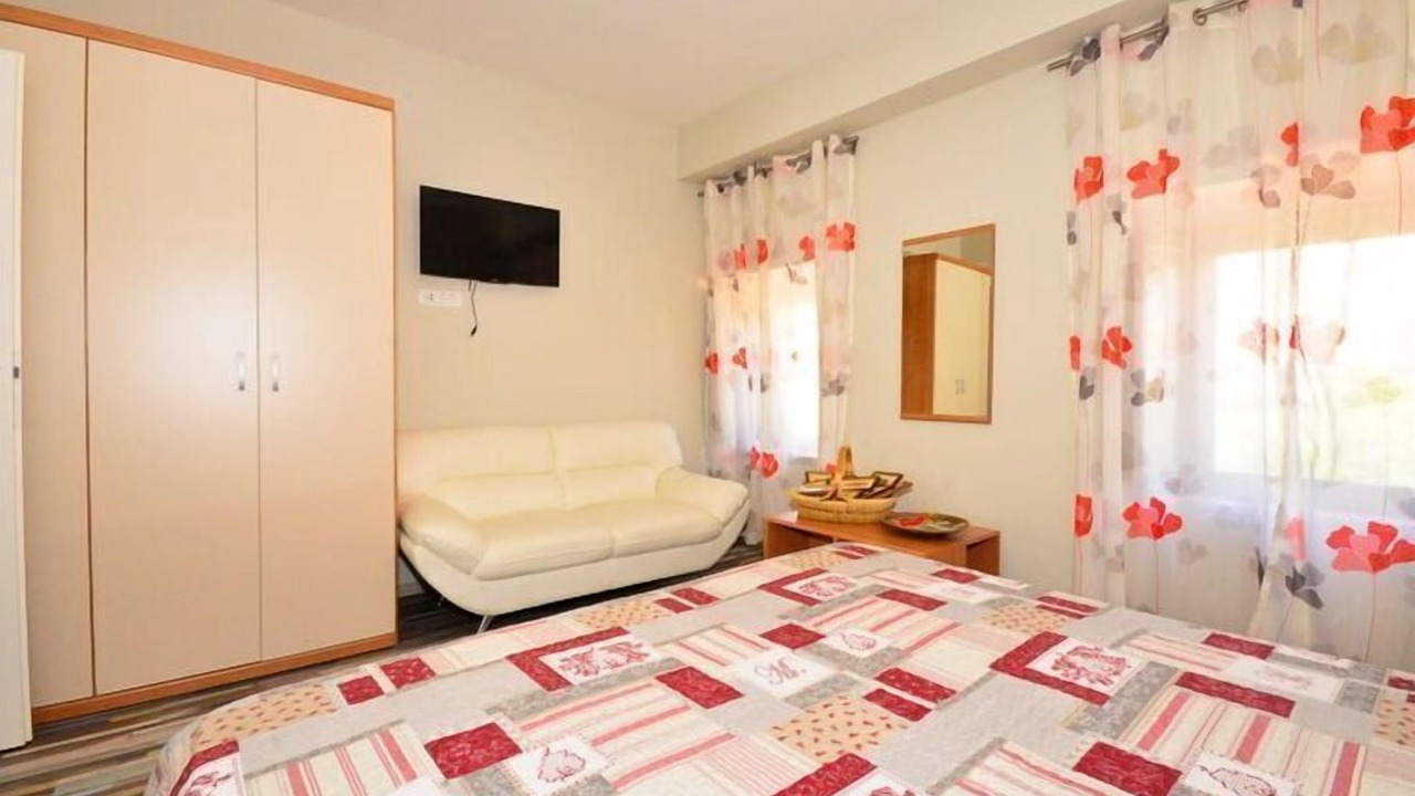 Photo of Others in Gruda