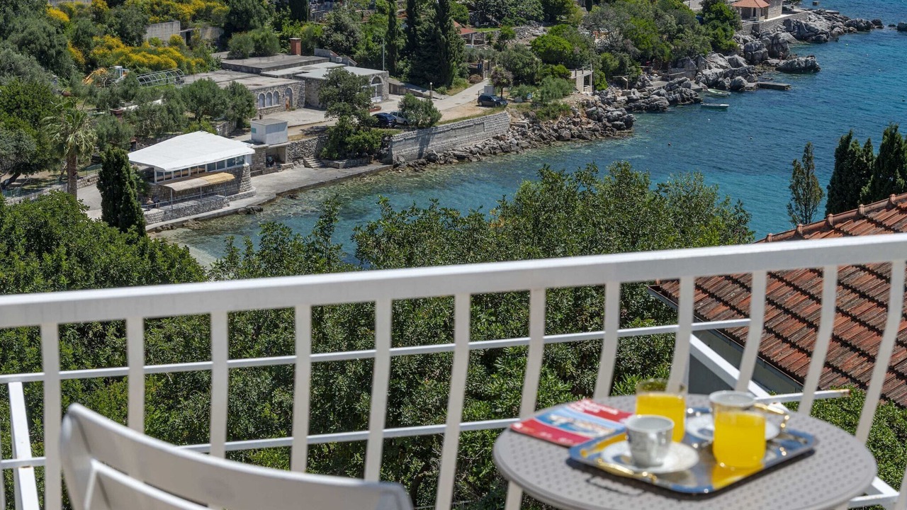Photo of Patio Balcony in Molunat
