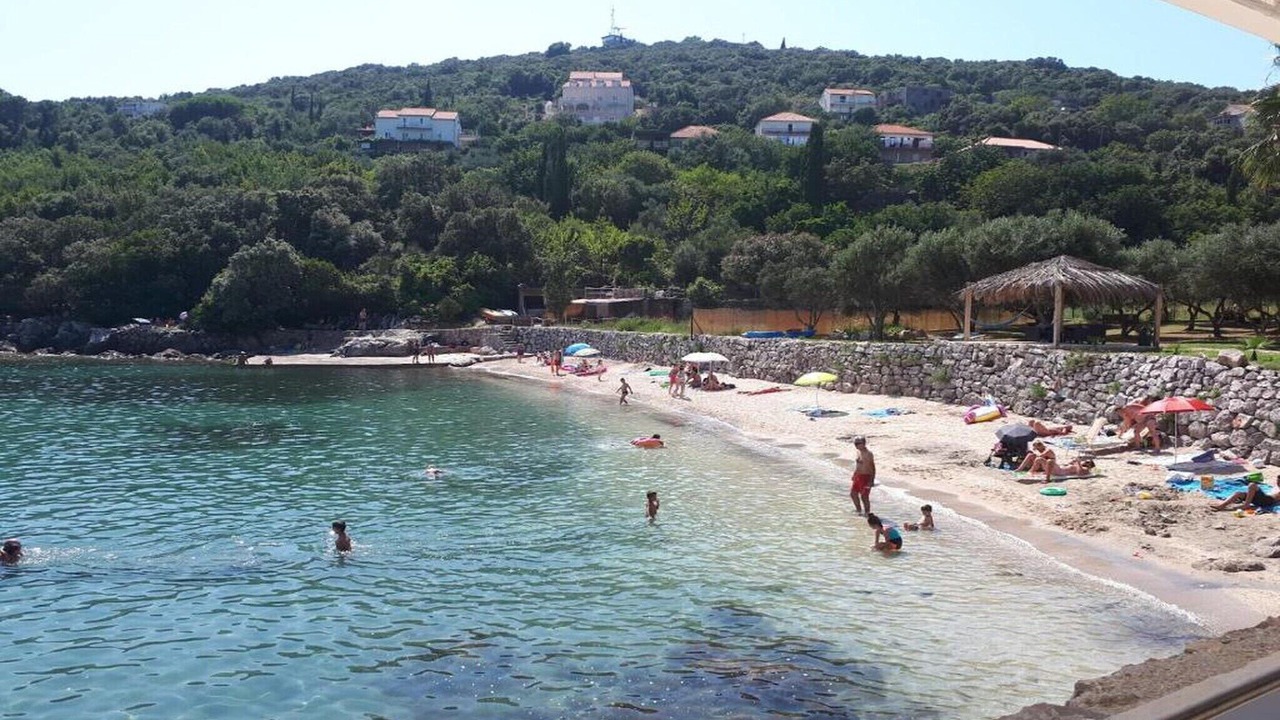 Photo of Others in Molunat