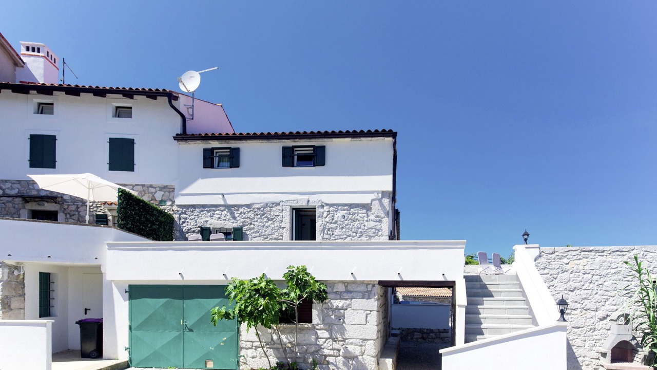 Photo of Outdoor in Sveta Jelena
