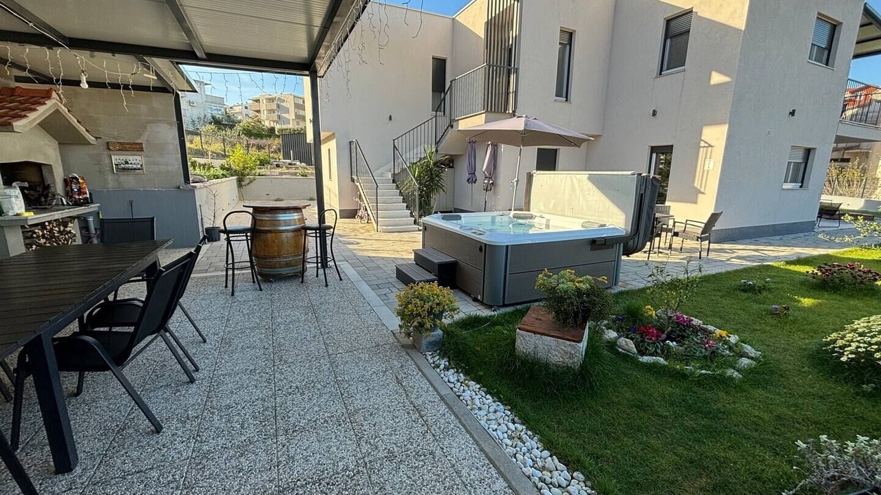 Photo of Outdoor in Podstrana