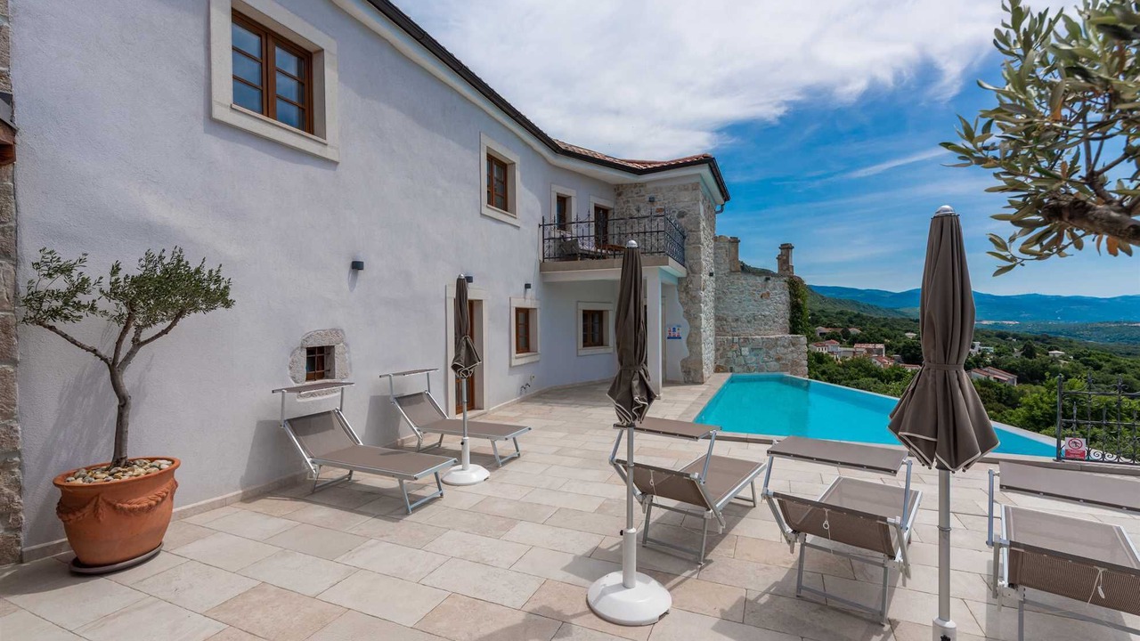 Photo of Outdoor in Bribir