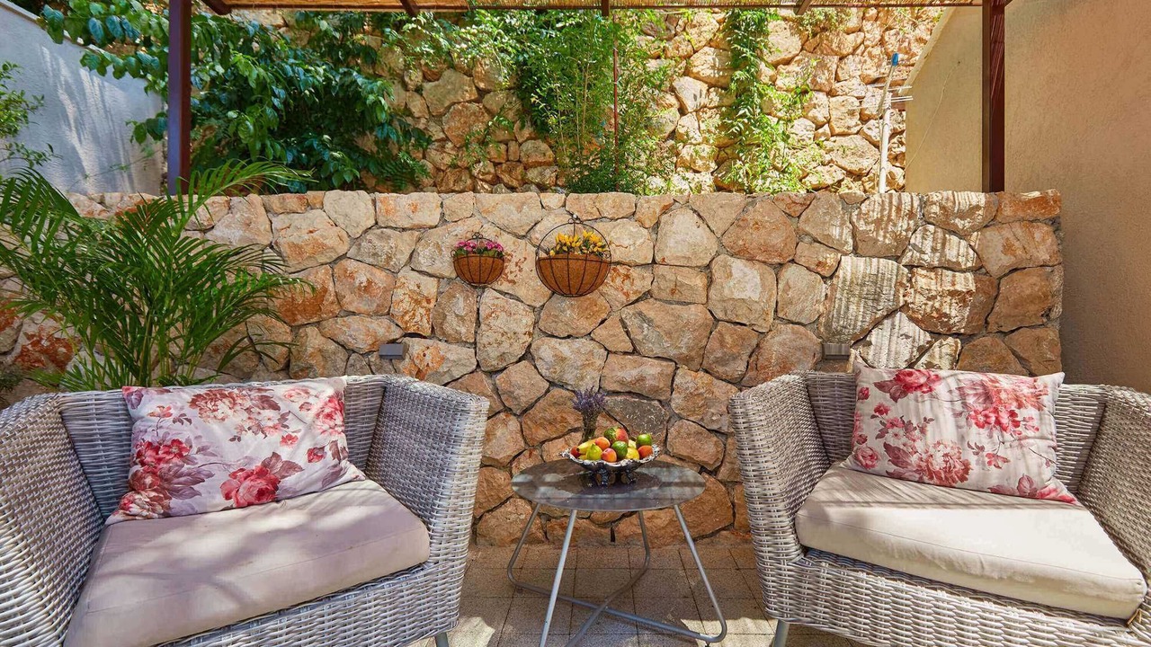 Photo of Patio Balcony in Babin Kuk