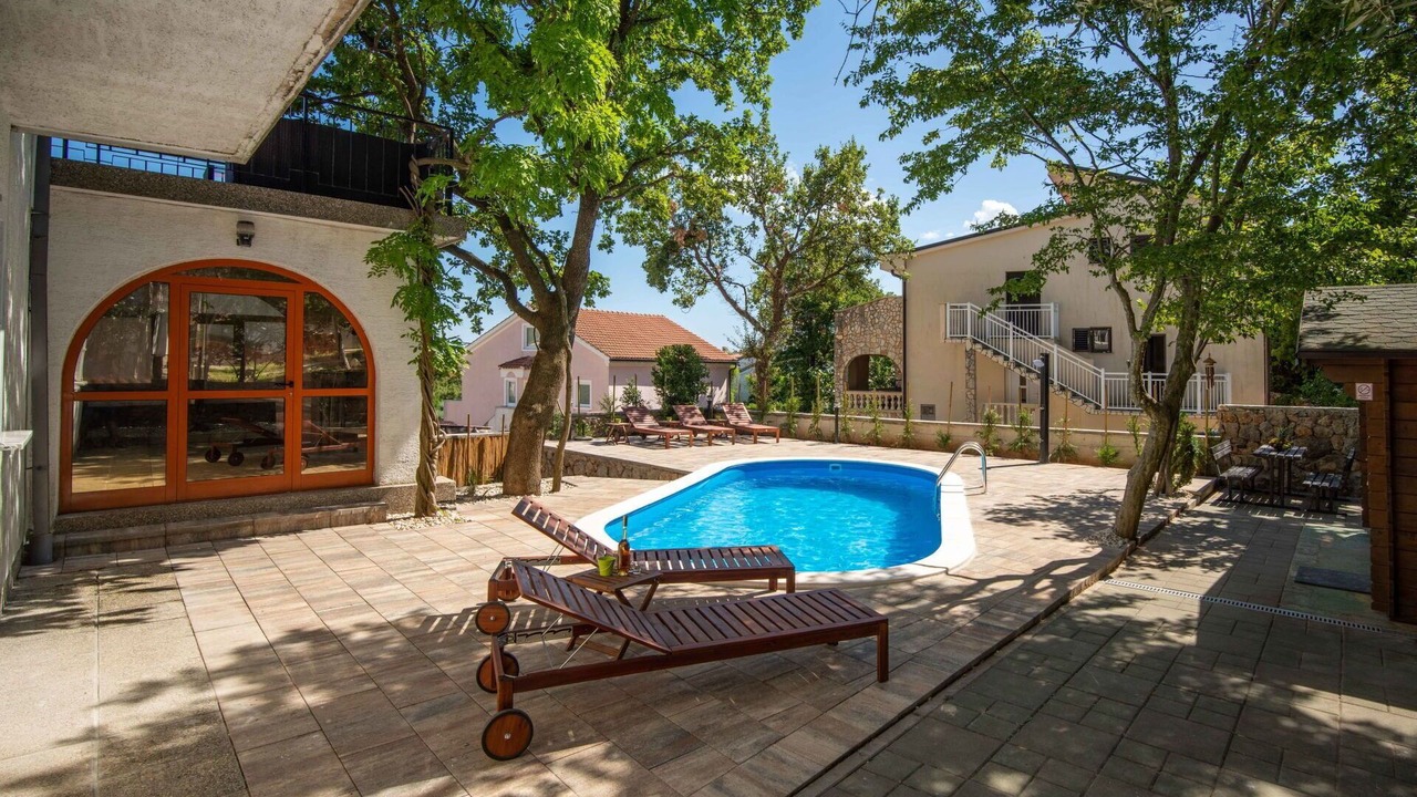 Photo of Outdoor in Kornic