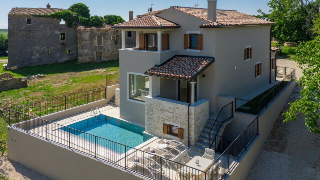 Photo of Outdoor in Baredine