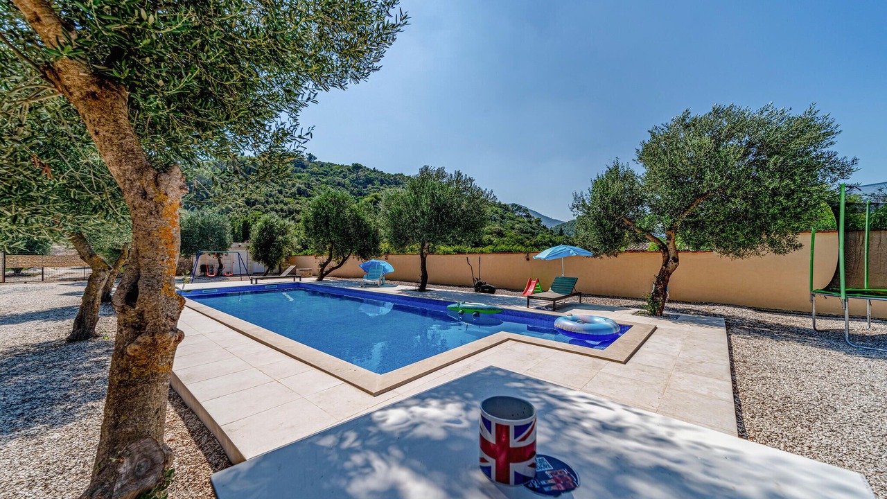 Photo of Outdoor in Kobas