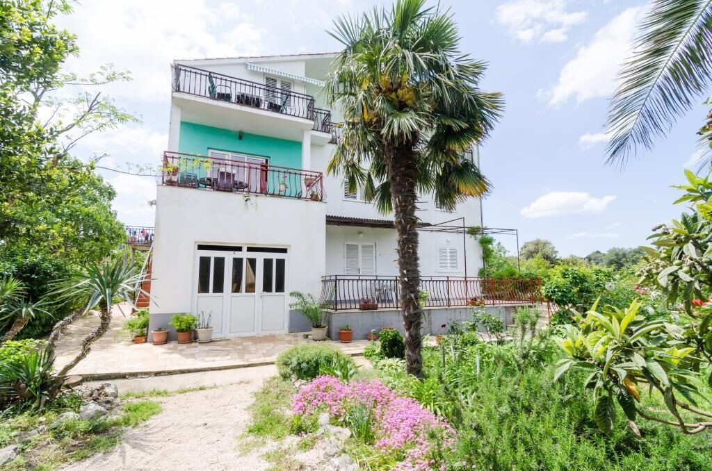 Photo of Outdoor in Drace
