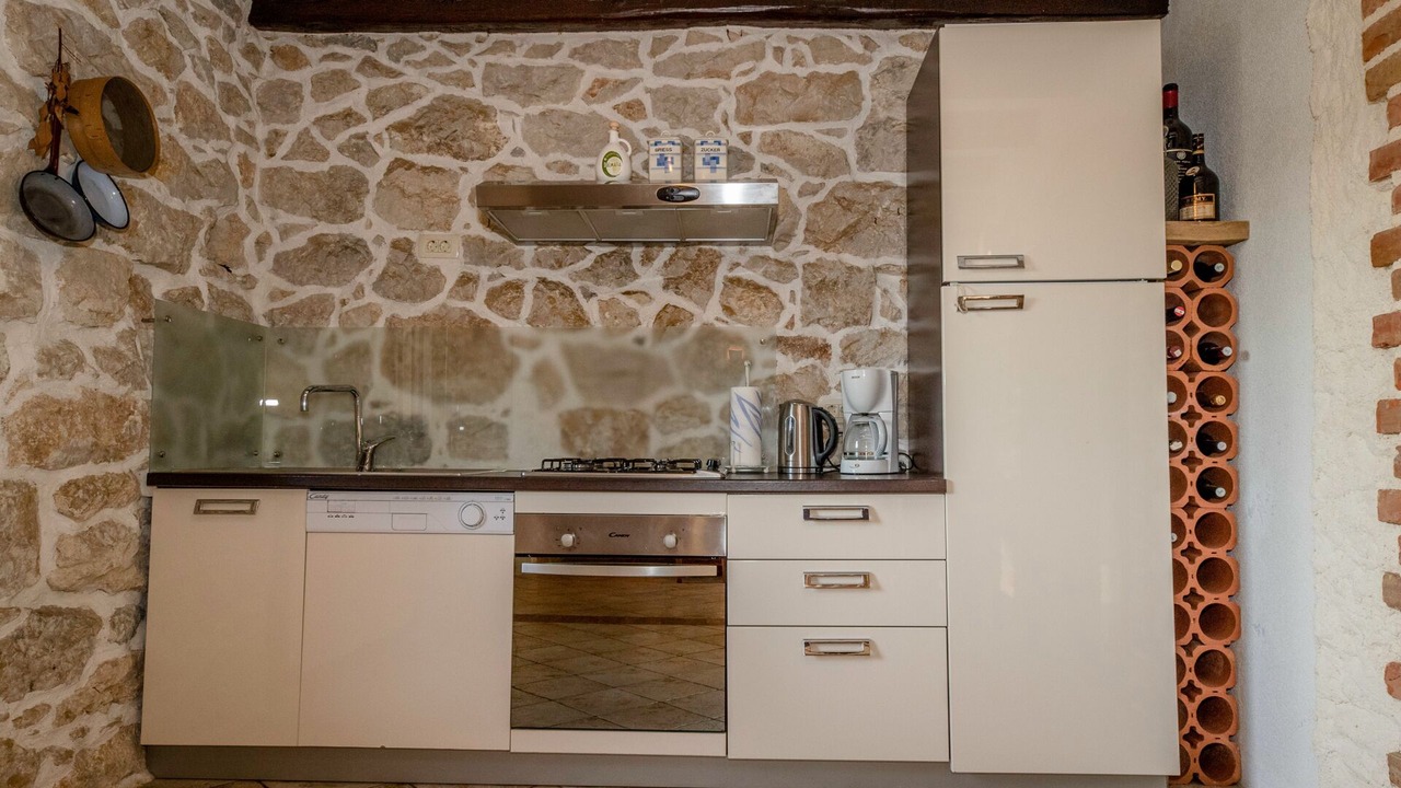 Photo of Kitchen in Supetarska Draga