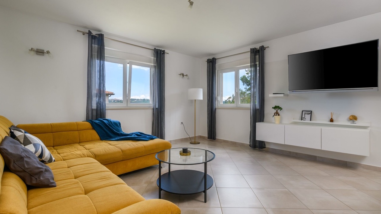 Photo of Livingroom in Becici