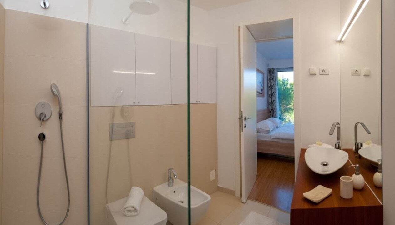 Photo of Bathroom in Sutivan
