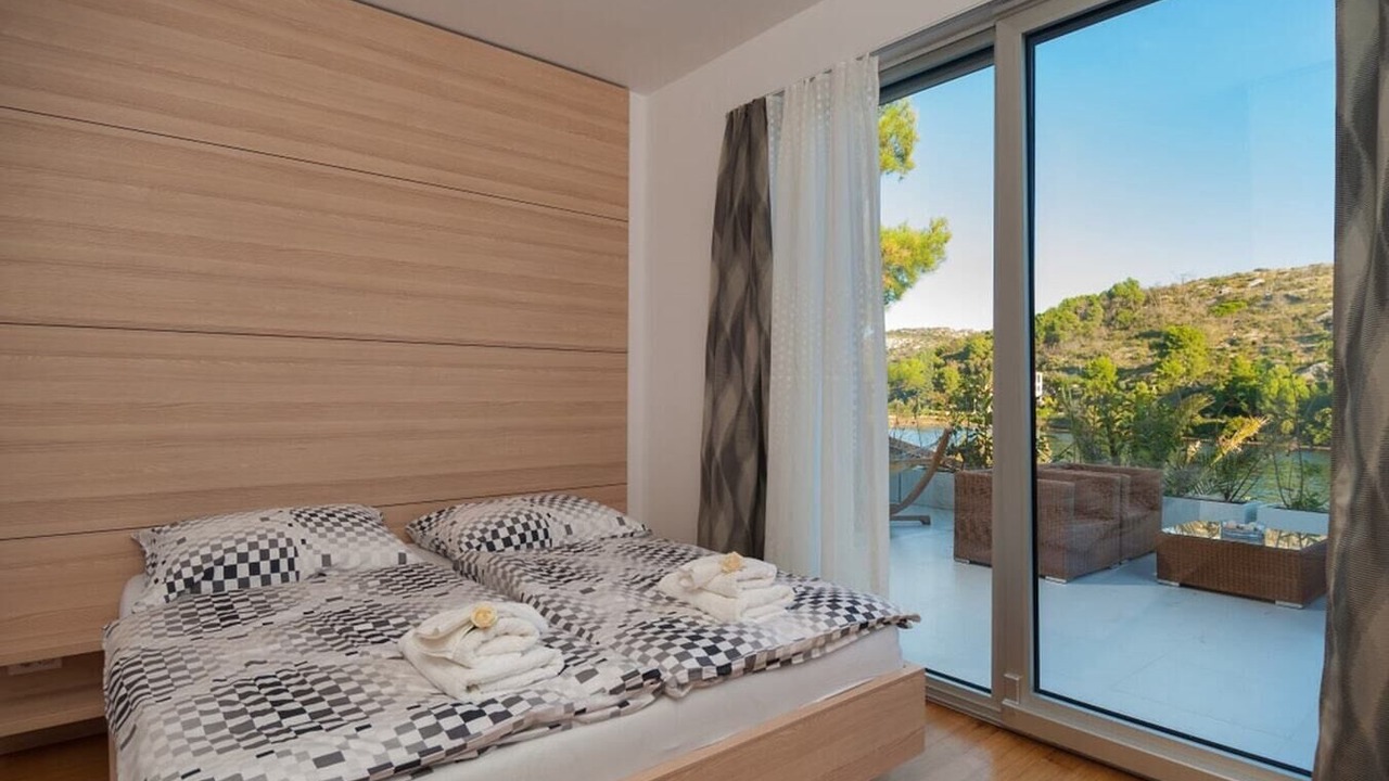 Photo of Bedroom in Sutivan