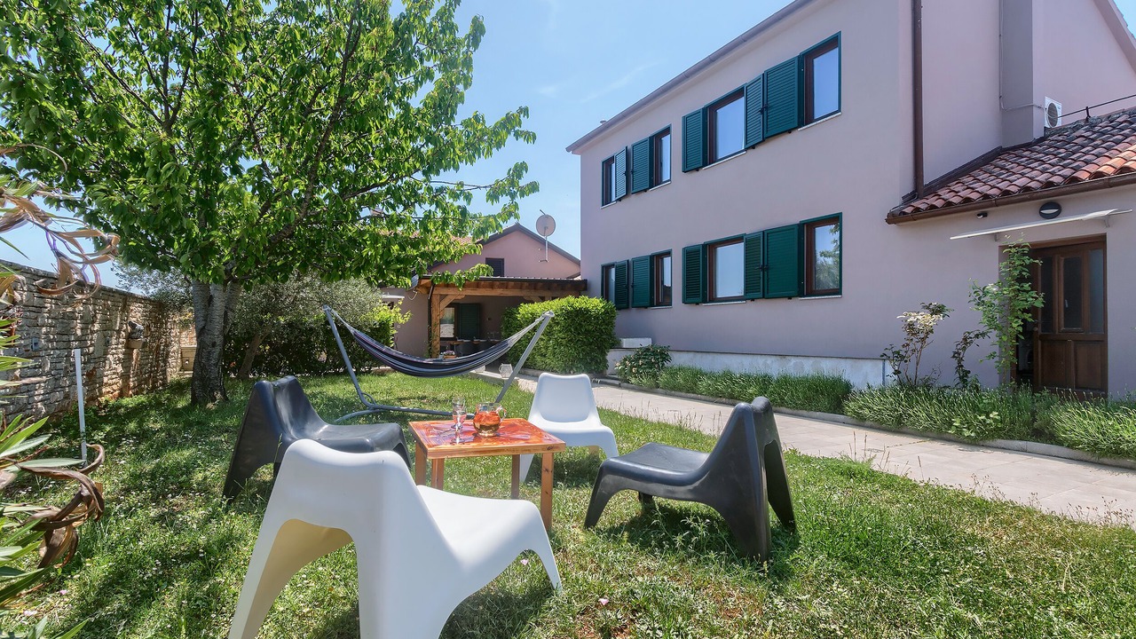 Photo of Outdoor in Valbandon