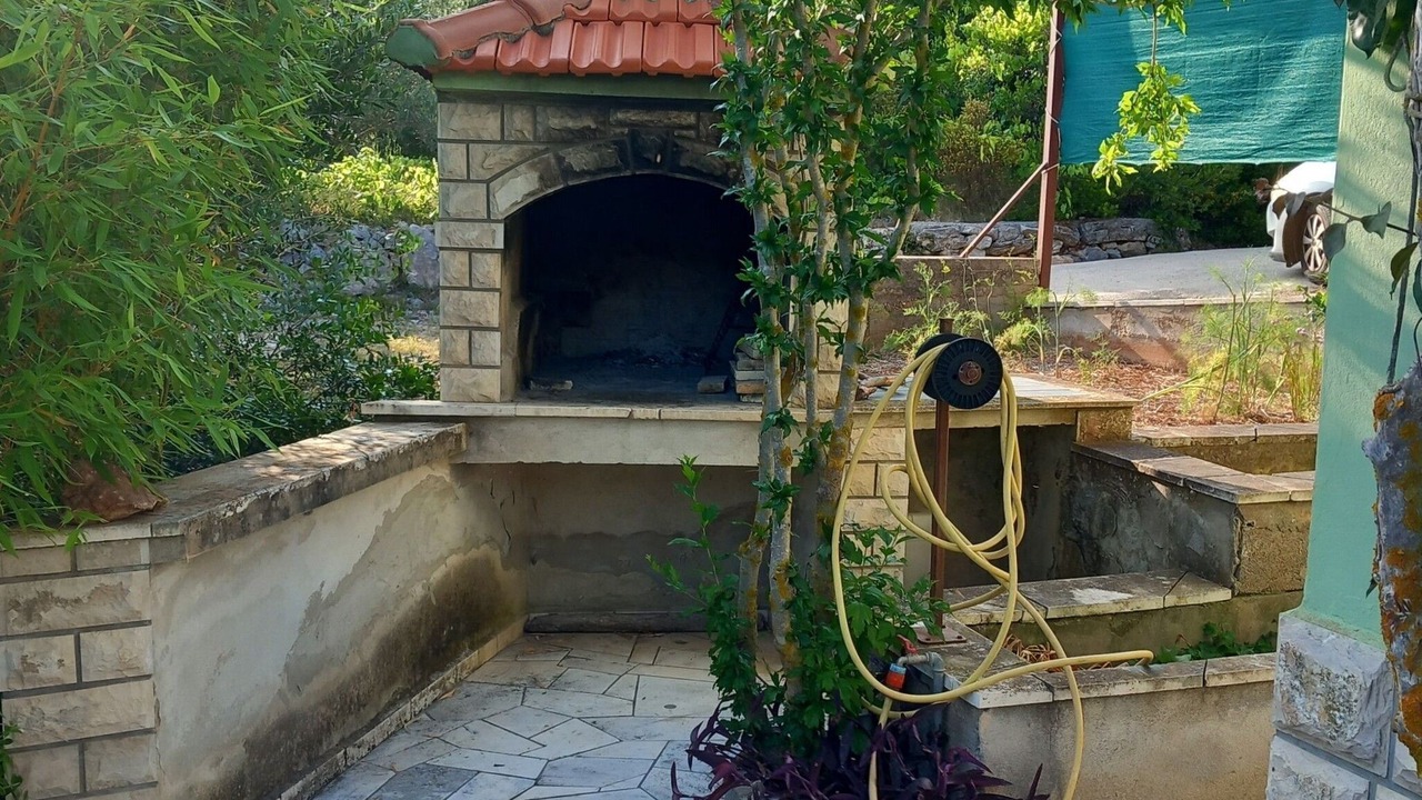 Photo of Outdoor in Potirna