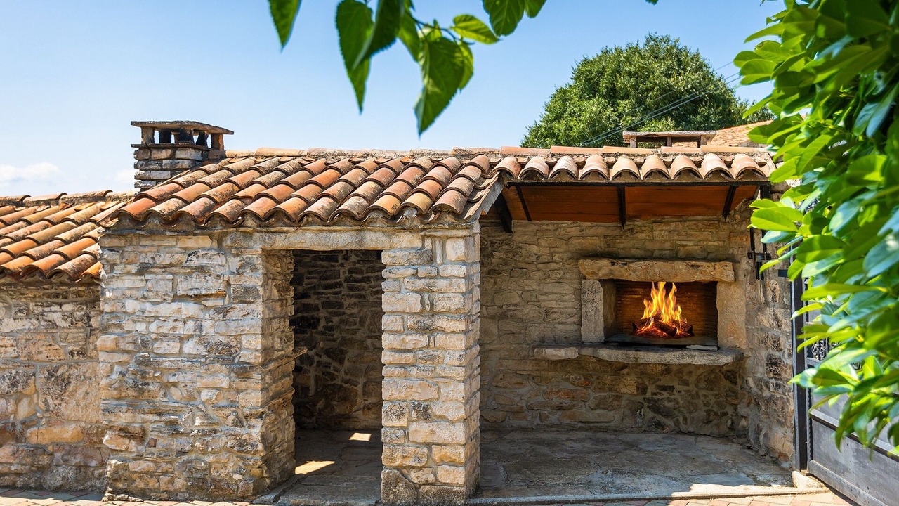 Photo of Outdoor in Gajana