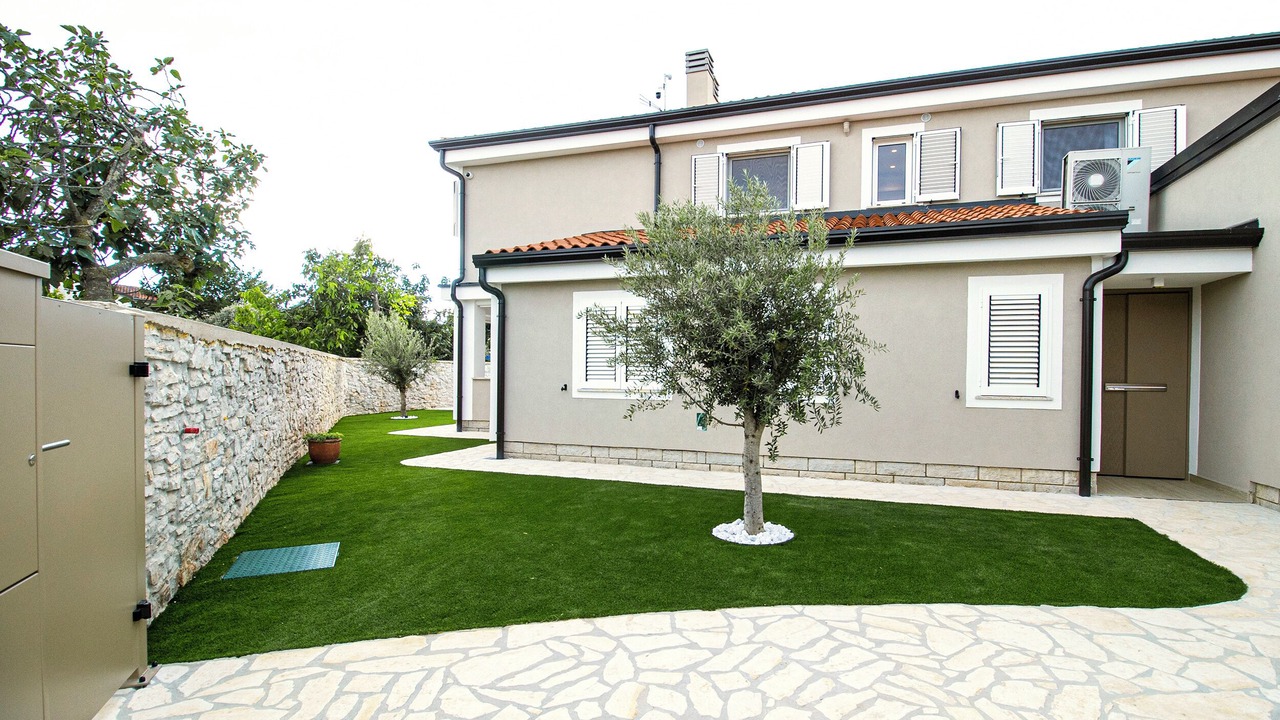 Photo of Outdoor in Zambratija