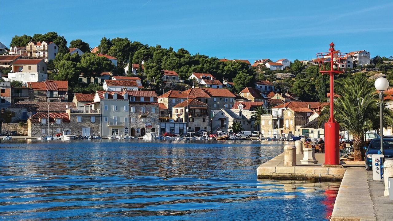Photo of Others in Cove Osibova (Milna)