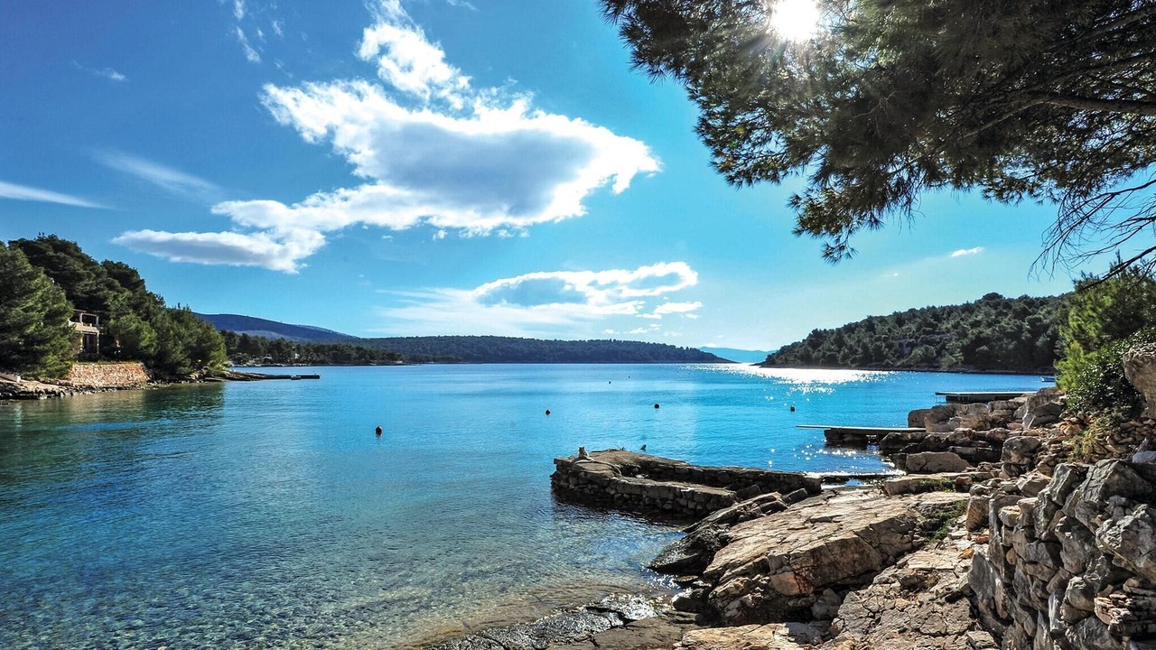 Photo of Others in Cove Osibova (Milna)