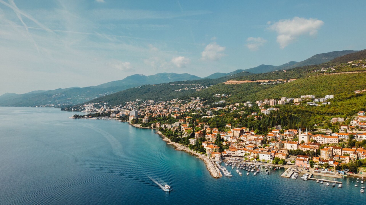 Photo of Outdoor in Sucici