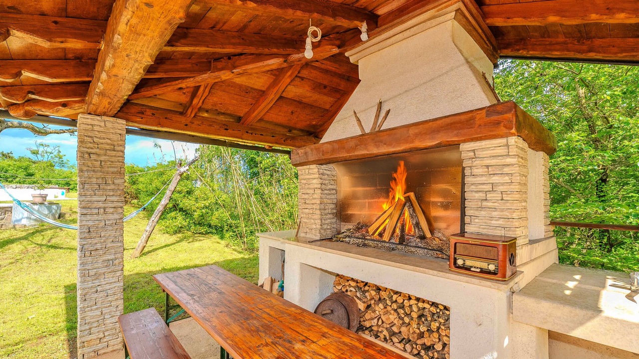 Photo of Outdoor in Sucici