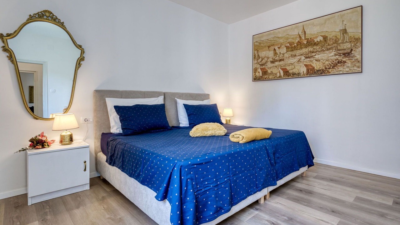 Photo of Bedroom in Ika