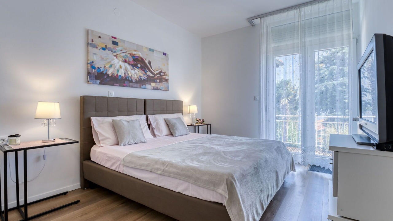 Photo of Bedroom in Ika
