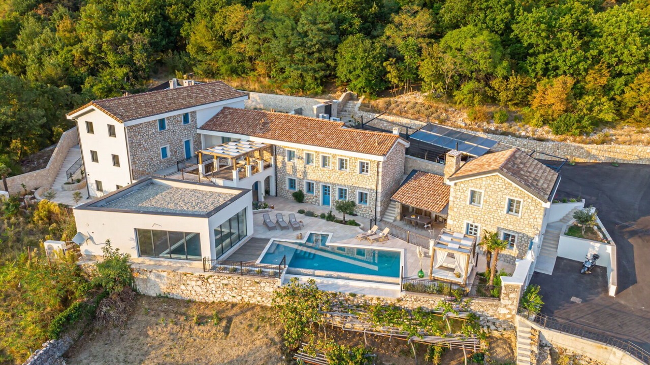 Photo of Outdoor in Bribir