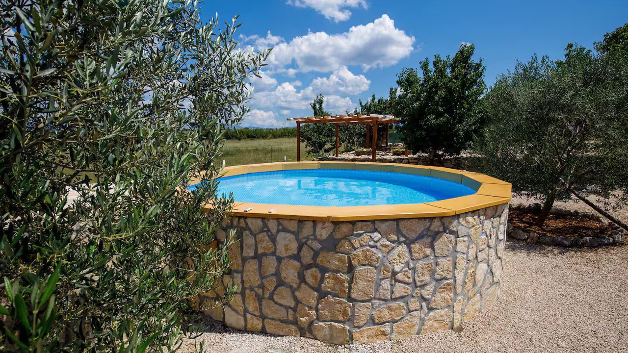Photo of Outdoor in Oklaj