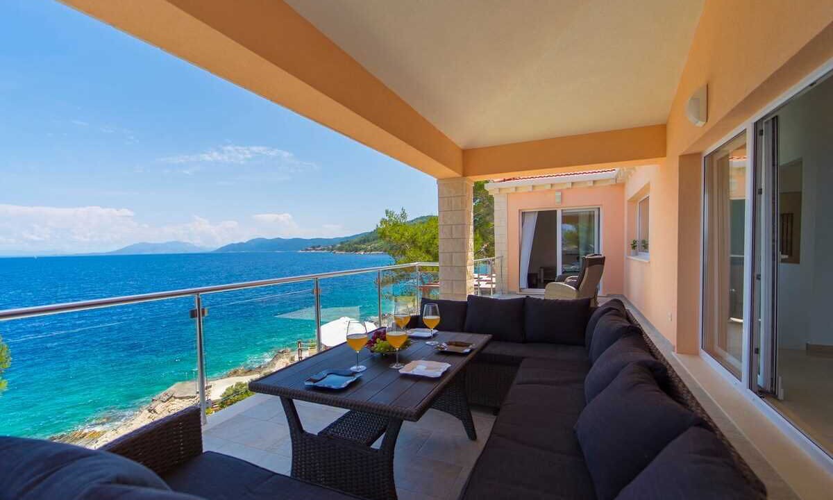 Photo of Outdoor in Blato