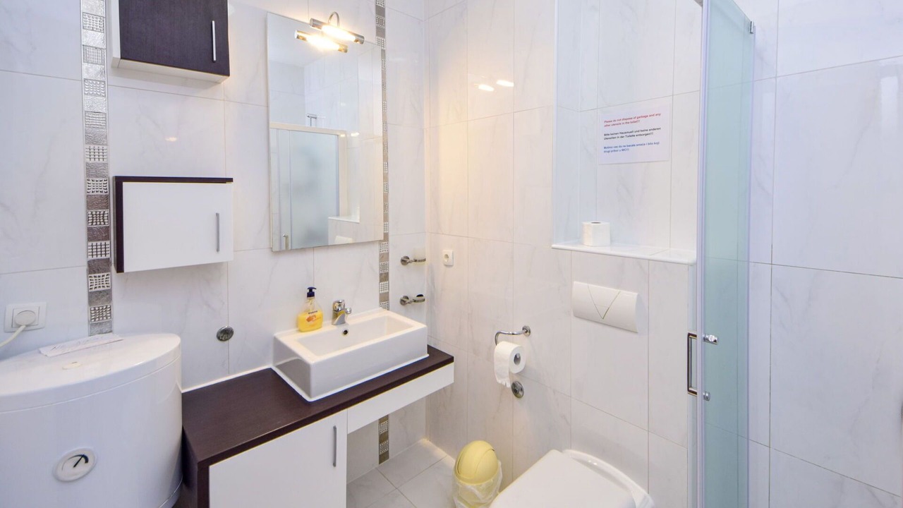 Photo of Bathroom in Blace