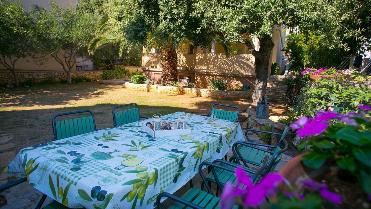 Photo of Outdoor in Mandre