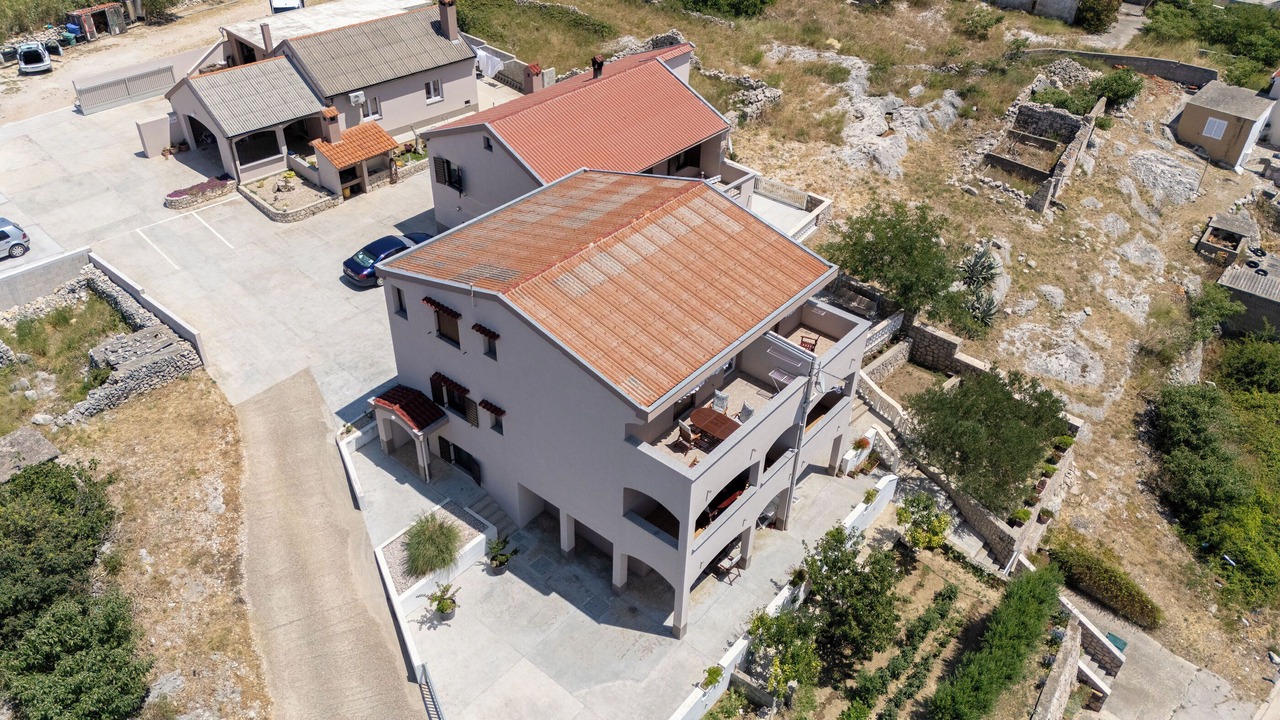 Photo of Outdoor in Rtina