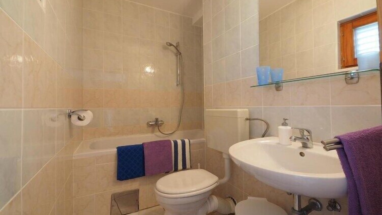 Photo of Bathroom in Slano