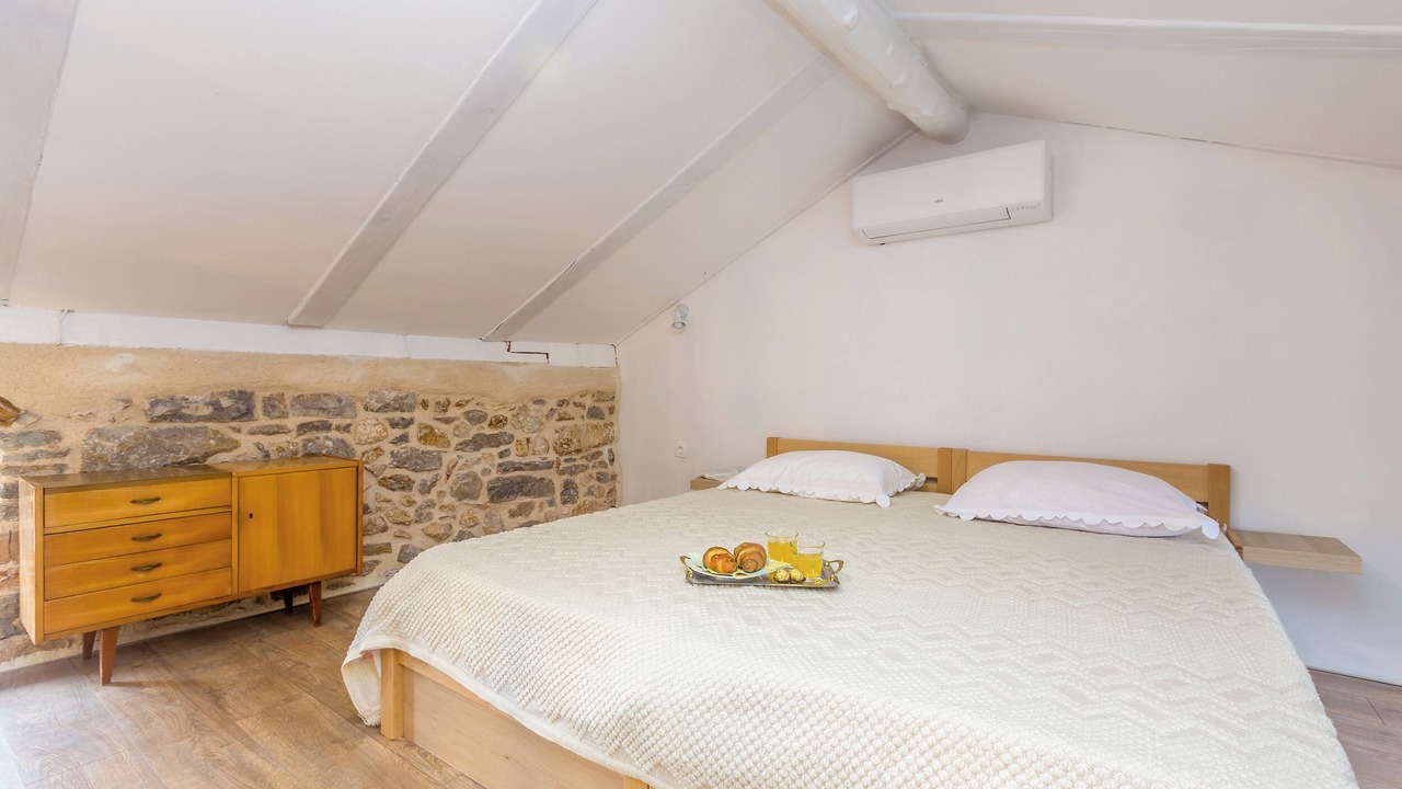 Photo of Bedroom in Brzac