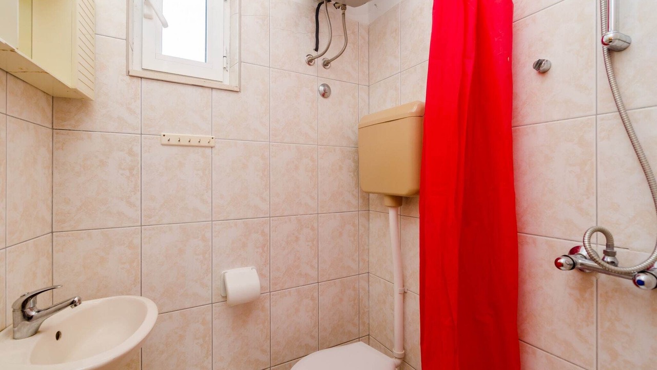 Photo of Bathroom in Molunat
