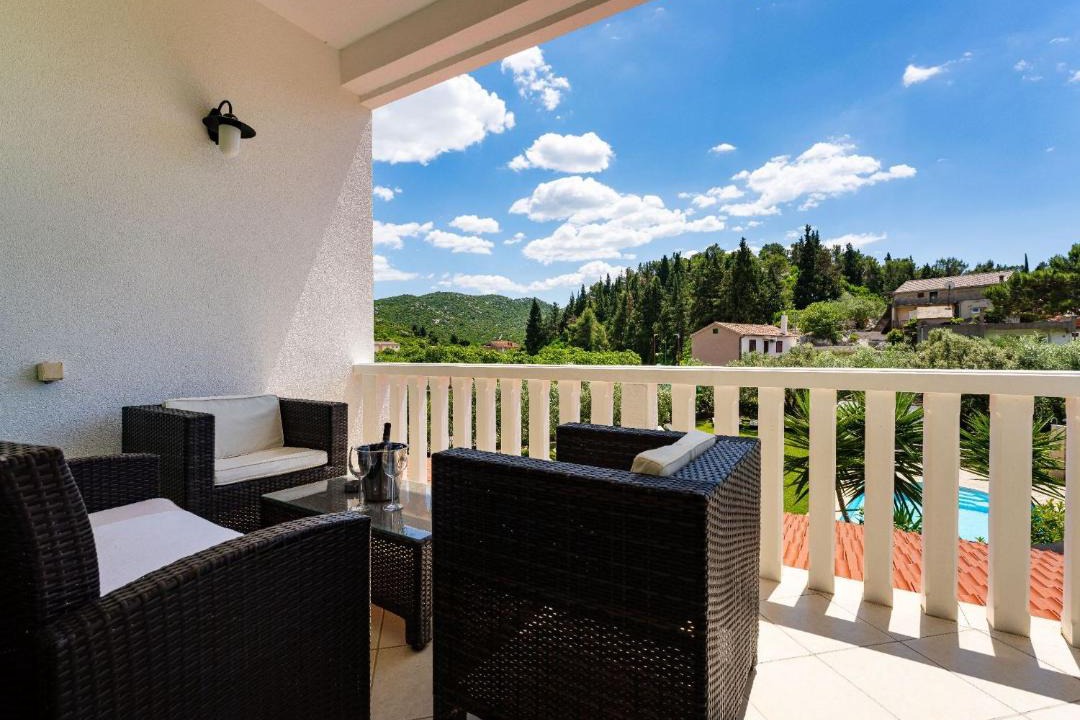 Photo of Patio Balcony in Peracko Blato