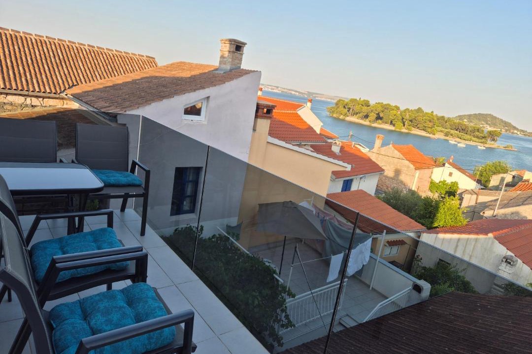 Photo of Patio Balcony in Preko