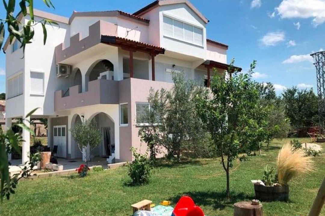 Photo of Others in Razanac