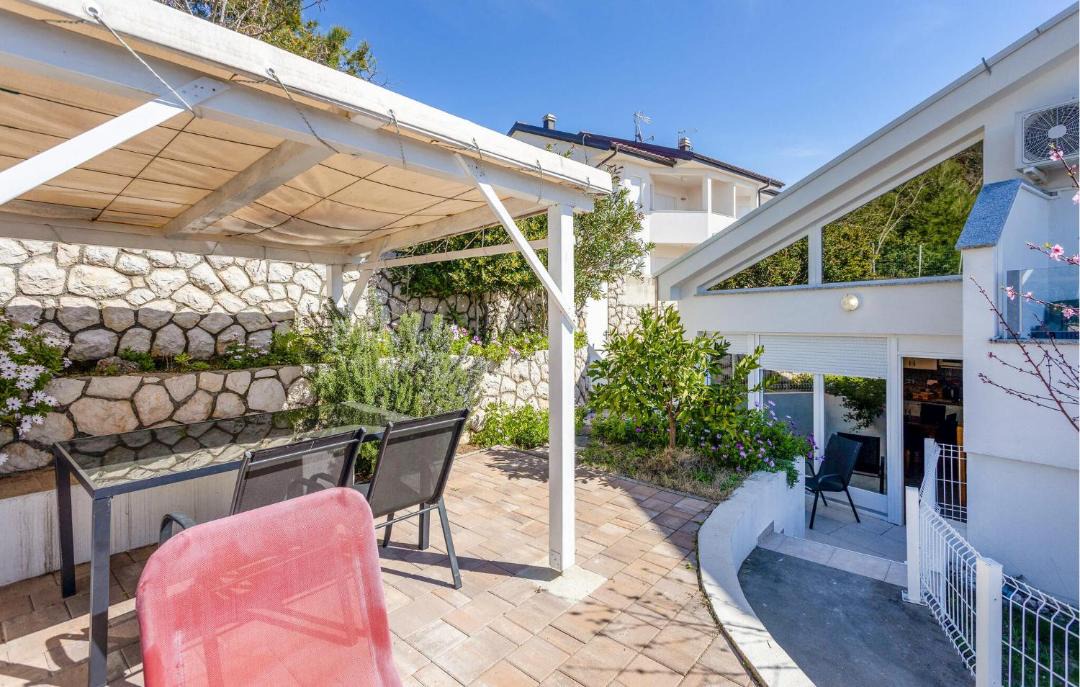 Photo of Patio Balcony in Banjol